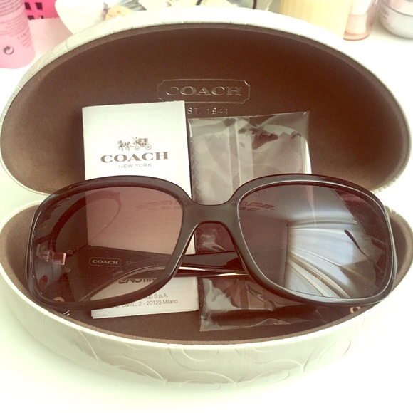 brown coach sunglasses